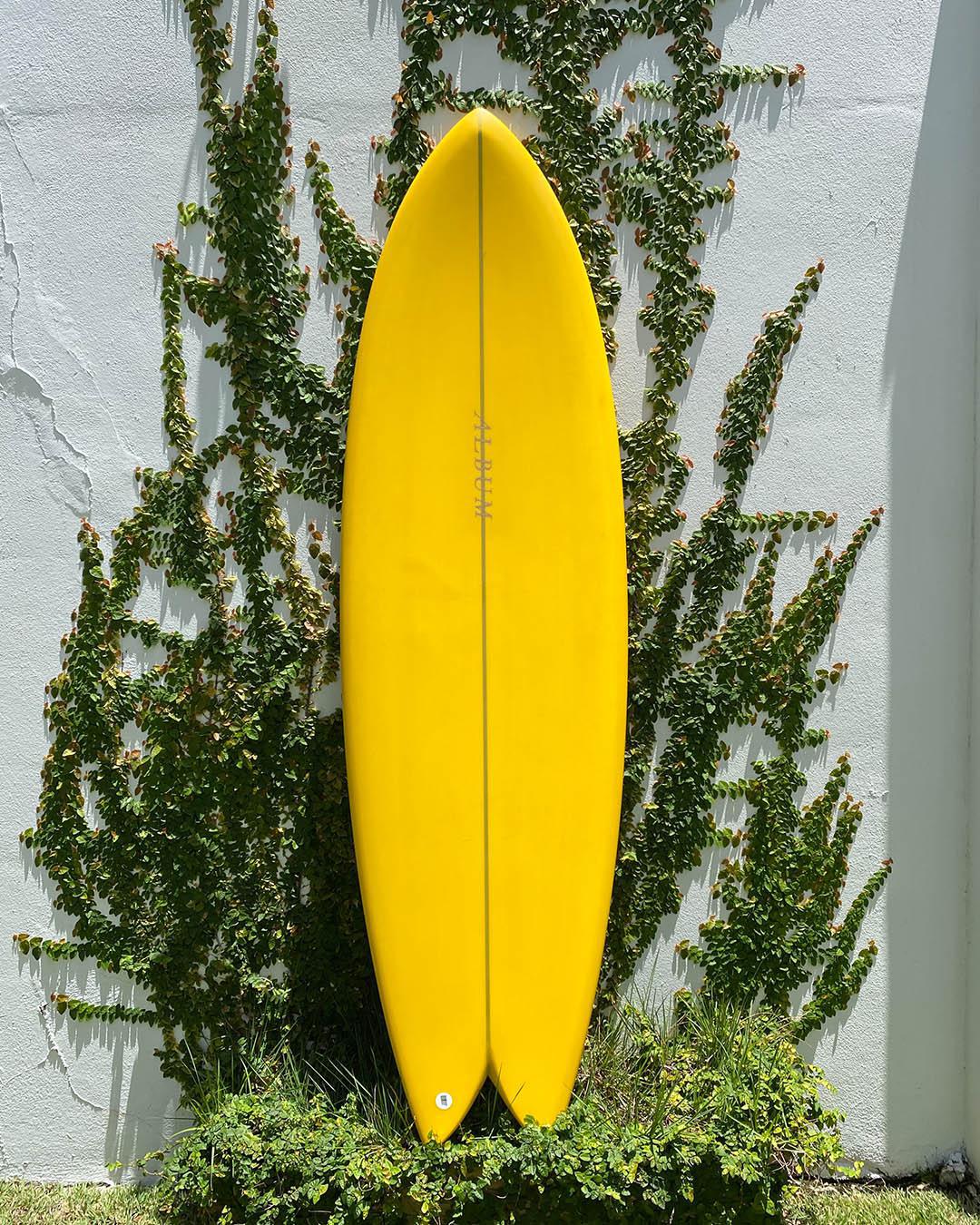 Lightbender 6'1" 39.5L - stoked: Xpresso your surf.